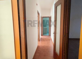 Hall / corridoio - Four-room apartment Via XXIV Maggio
 
50, Bitritto - photo 8