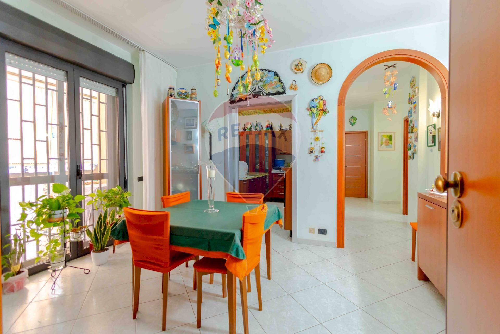 Sala da pranzo - Quadrilocale Via Antonio De Curtis
 
28, Bari - foto 1