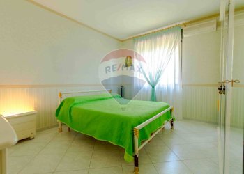 Camera / camera da letto - Quadrilocale Via Antonio De Curtis
 
28, Bari - foto 4