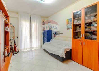 Soggiorno - Quadrilocale Via Antonio De Curtis
 
28, Bari - foto 6