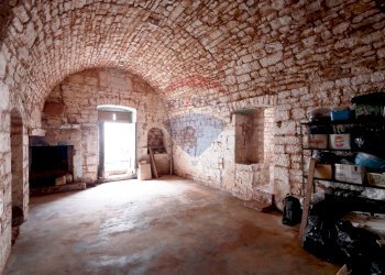 Stanza vuota - Casa indipendente Via del Martiri
 
3, Sammichele di Bari - foto 5