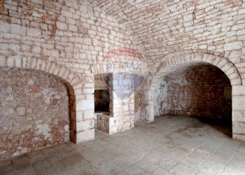 Stanza vuota - Casa indipendente Via del Martiri
 
3, Sammichele di Bari - foto 8