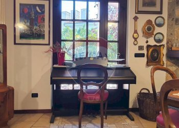 Sala da pranzo - Villa Via Aldo Rossi
 
2, Casamassima - foto 19