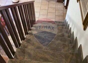 Scale - Villa Via Aldo Rossi
 
2, Casamassima - foto 38