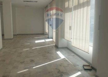 Stanza vuota - Commercial Premises Via Galeso
 
1, Taranto - photo 3