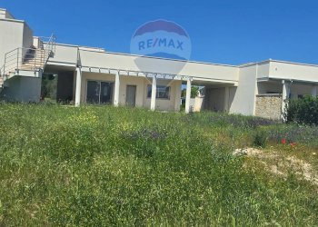 Giardino - Villa Via Spallanzani
 
9, Monteroni di Lecce - foto 4