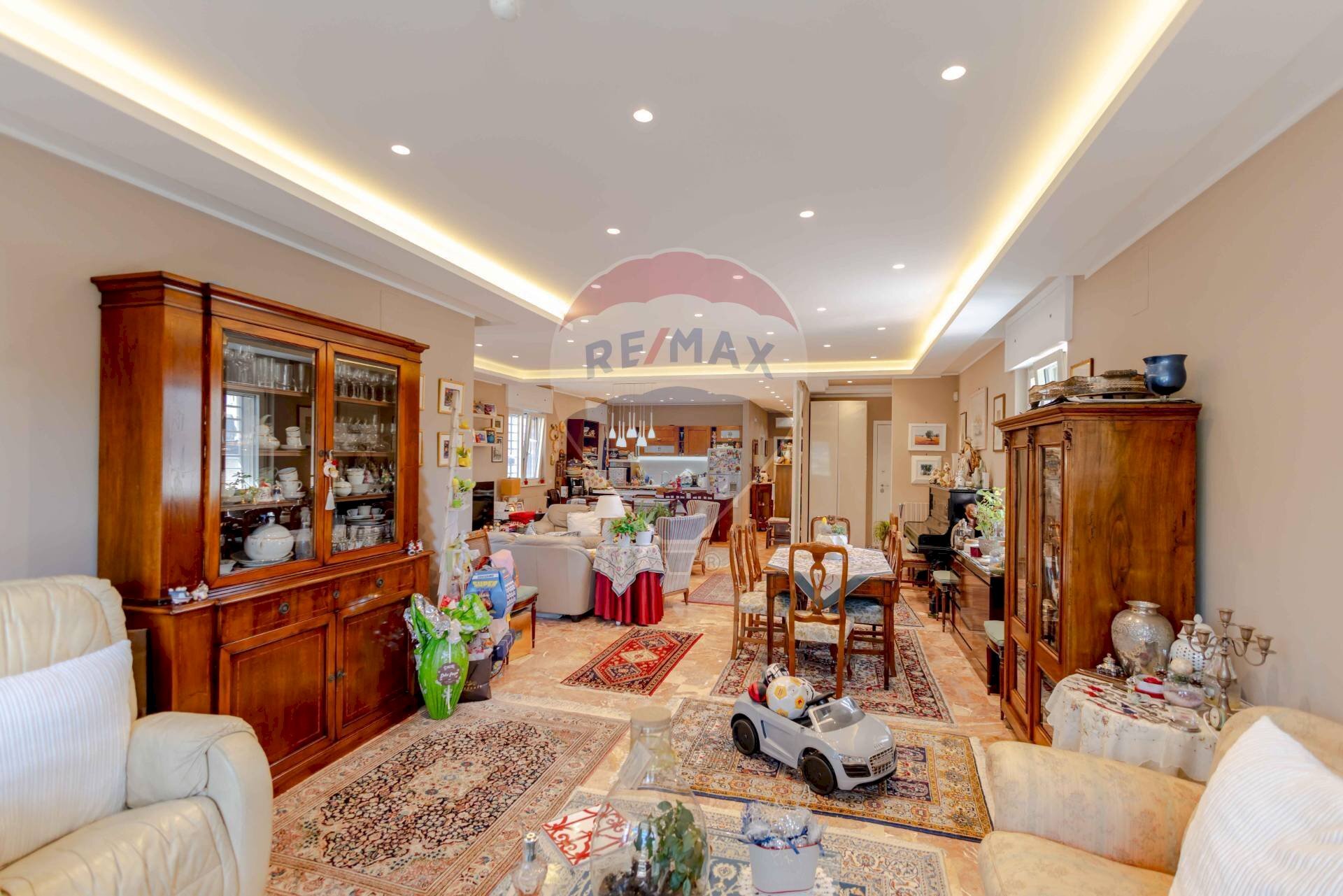 Sala da pranzo - Appartamento Via Ospedale Di Venere
 
109, Bari - foto 2