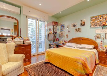 Camera / camera da letto - Appartamento Via Ospedale Di Venere
 
109, Bari - foto 8