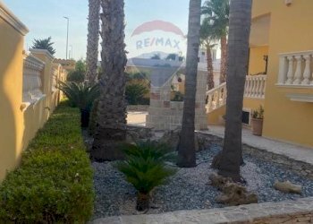 Edificio all\'aperto - Villa Via Mascagni
 
5, San Donaci - foto 6