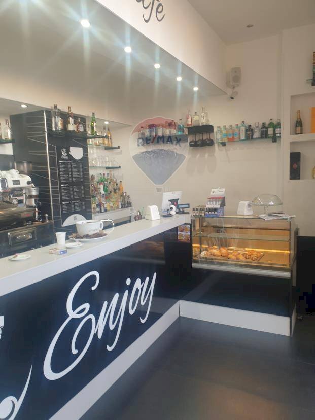 Cucina - Commercial Premises Via Raimondello Orsini
 
26, Taranto - photo 2