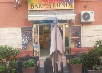 Edificio all\'aperto - Commercial Premises Via Giacomo Leopardi
 
63, Taranto - photo 1