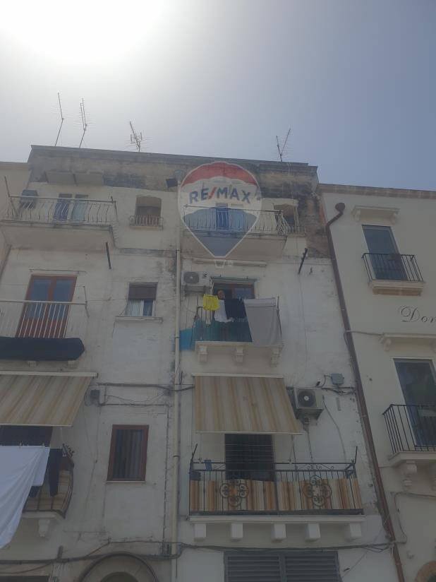 Edificio all\'aperto - Three-room apartment Via Giuseppe Garibaldi
 
126, Taranto - photo 3