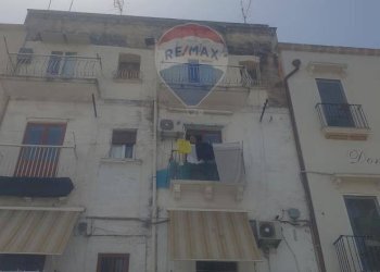 Edificio all\'aperto - Trilocale Via Giuseppe Garibaldi
 
126, Taranto - foto 3