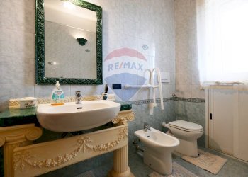 Bagno - Agriturismo Contrada Terzi Riccarda
61, Mottola - foto 8