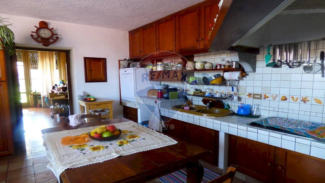Cucina - Casa indipendente via Cavour
 
26, Leggiuno - foto 3