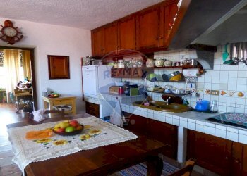 Cucina - Casa indipendente via Cavour
 
26, Leggiuno - foto 3