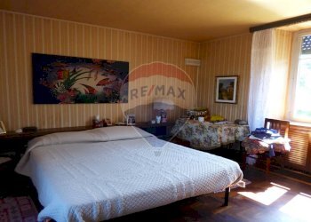 Camera / camera da letto - Casa indipendente via Cavour
 
26, Leggiuno - foto 12