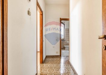 Hall / corridoio - Casa indipendente Via Fratelli Cervi
 
11, Casale Litta - foto 6