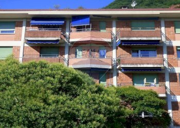 Edificio all\'aperto - Trilocale viale Garibaldi
 
83, Laveno-Mombello - foto 21