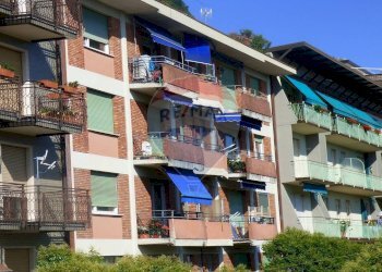 Edificio all\'aperto - Trilocale viale Garibaldi
 
83, Laveno-Mombello - foto 5