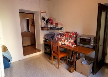 Sala da pranzo - Casa semi indipendente Via Cartiera
 
5, Luino - foto 15