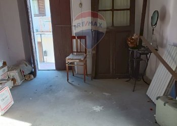 Stanza vuota - Casa semi indipendente Via Vicolo Dell'Orto
 
1, Cassano Valcuvia - foto 6