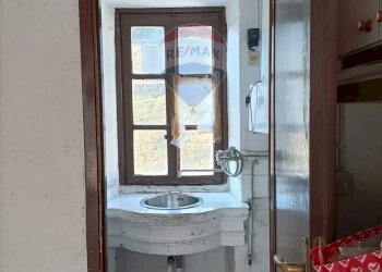 Bagno - Casa semi indipendente Via Vicolo Dell'Orto
 
1, Cassano Valcuvia - foto 8