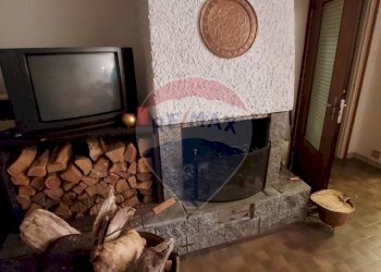 Soggiorno - Casa indipendente Località Cariola, Casalzuigno - foto 17