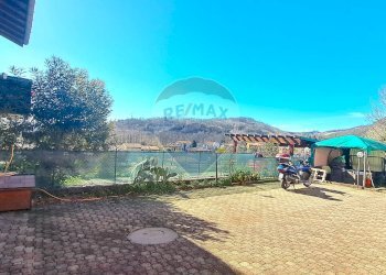 Terrazza - Casa indipendente Via San Biagio
 
42, Cittiglio - foto 21