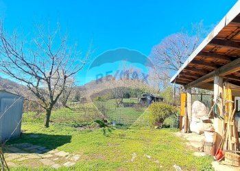 Giardino - Casa indipendente Via San Biagio
 
42, Cittiglio - foto 29