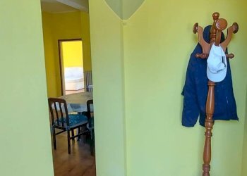 Stanza vuota - Bilocale Via Vittorio Veneto
 
5, Cittiglio - foto 9