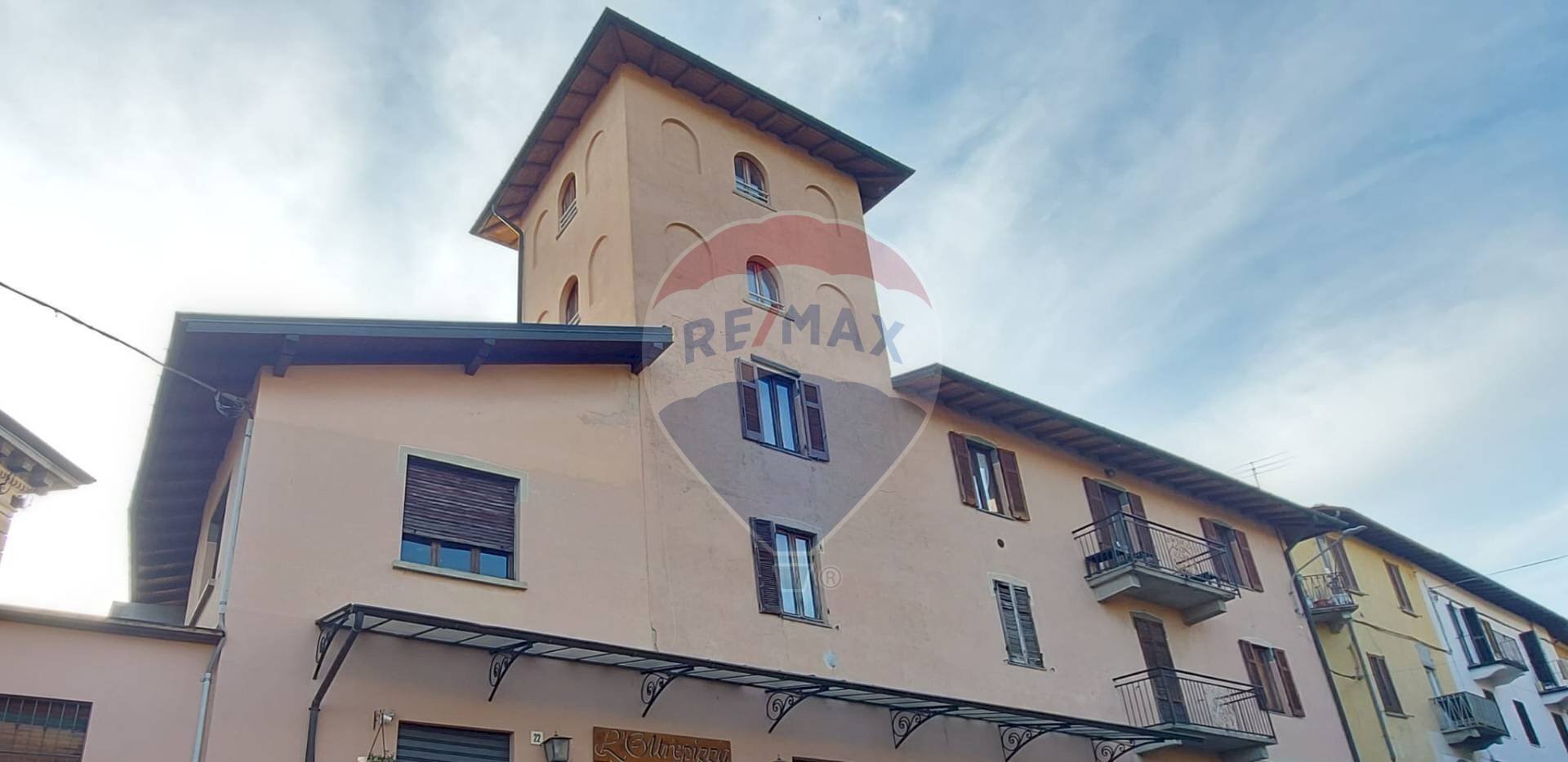 Edificio all\'aperto - Three-room apartment Via Garibaldi
 
18, Gemonio - photo 1