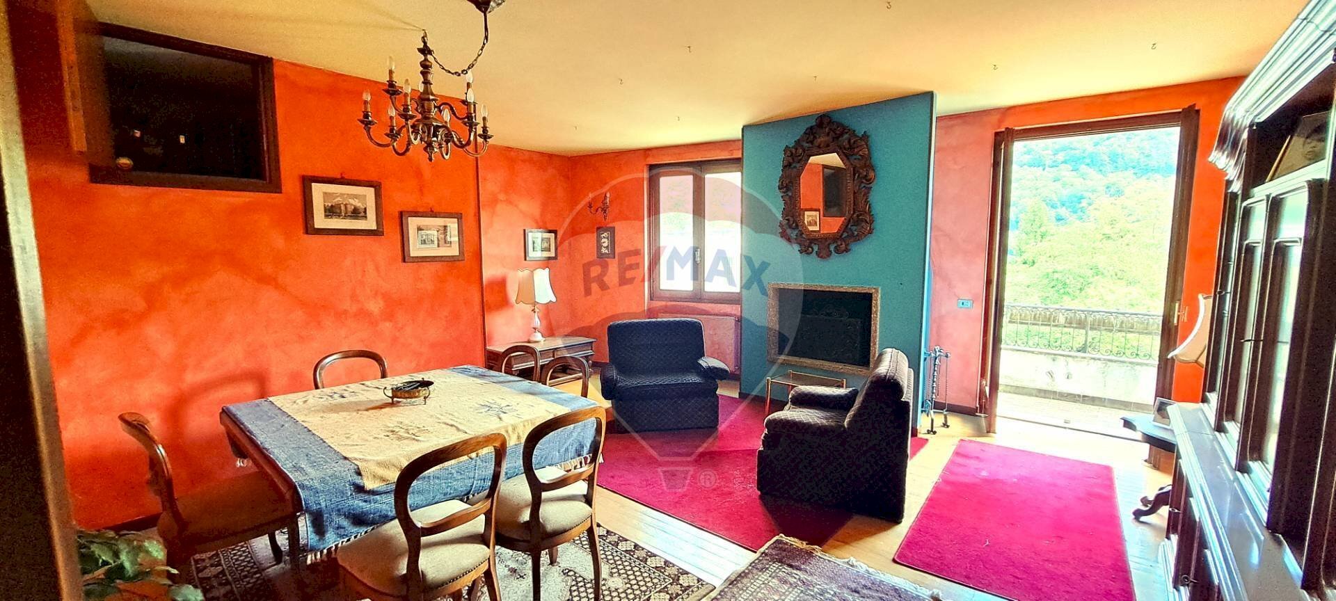 Sala da pranzo - Quadrilocale Via Roma
3, Cerano d'Intelvi - foto 2