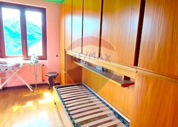 Camera / camera da letto - Quadrilocale Via Roma
 
3, Cerano d'Intelvi - foto 12