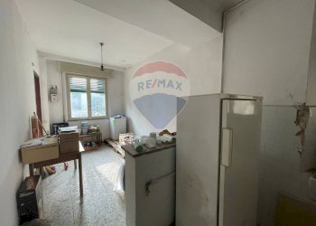 Camera / camera da letto - Casa semi indipendente Via Magenta
 
7, Gavirate - foto 5