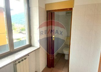 Bagno - Locale Commerciale Via Provinciale
 
13, Brissago-Valtravaglia - foto 18