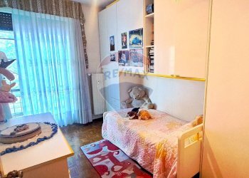 Camera / camera da letto - Quadrilocale Via Totone
 
30, Campione d'Italia - foto 11