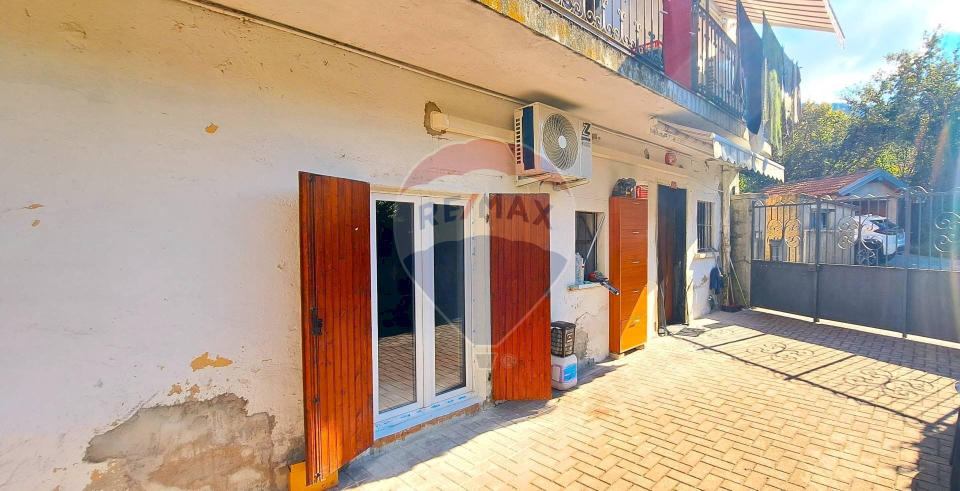 Terrazza - Two-room apartment Viale Cadorna
 
3, Azzio - photo 1