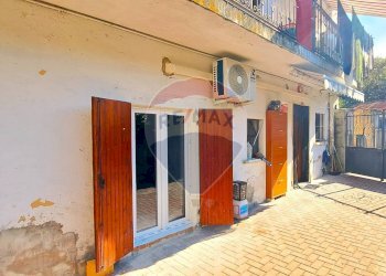 Terrazza - Bilocale Viale Cadorna
 
3, Azzio - foto 1