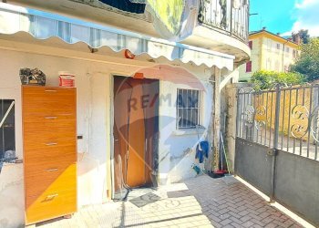 Terrazza - Bilocale Viale Cadorna
 
3, Azzio - foto 13