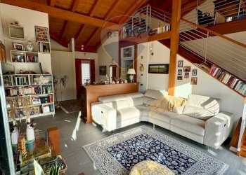 Soggiorno - Villa Via Roma
 
35, Leggiuno - foto 4