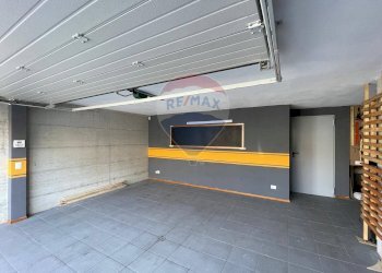 Parcheggio - Villa Via Roma
 
35, Leggiuno - foto 17