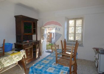 Sala da pranzo - Casa semi indipendente Via G. Verdi
 
9, Dumenza - foto 2