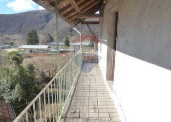 Balcone - Casa semi indipendente Via G. Verdi
 
9, Dumenza - foto 7