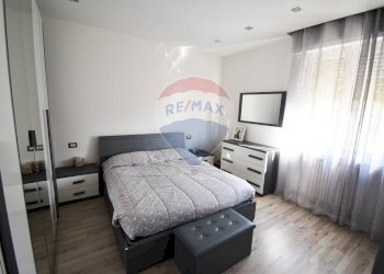 Camera / camera da letto - Bilocale Cunardo - foto 7