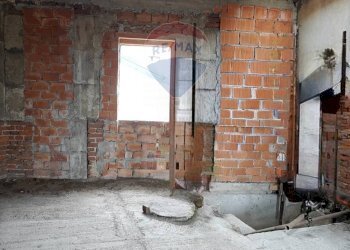 Stanza vuota - Casa semi indipendente Via Battisti
 
1, Bardello - foto 4