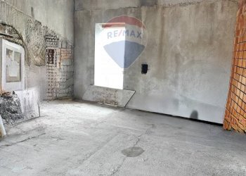 Stanza vuota - Casa semi indipendente Via Battisti
 
1, Bardello - foto 5