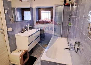 Bagno - Casa indipendente Via Pasubio
 
4, Cassano Valcuvia - foto 11