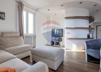 Soggiorno - Trilocale Via Trento
 
5, Somma Lombardo - foto 7