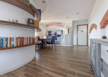 Soggiorno - Trilocale Via Trento
 
5, Somma Lombardo - foto 1